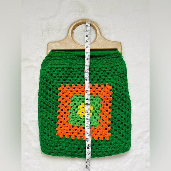 VINTAGE Groovy Crochet Purse - Picture 5 of 7